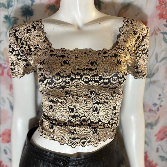 Vintage Elegant Lace Women Top - Picture 1 of 6